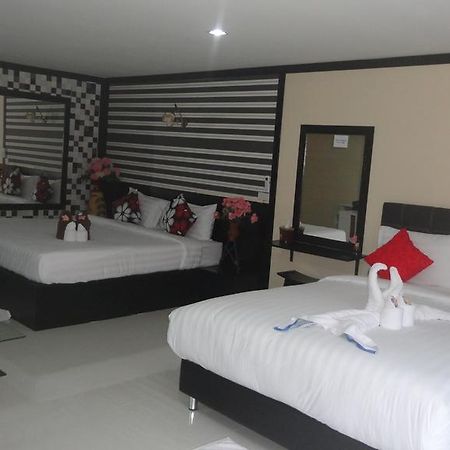 Love You Resort Chumphon Esterno foto
