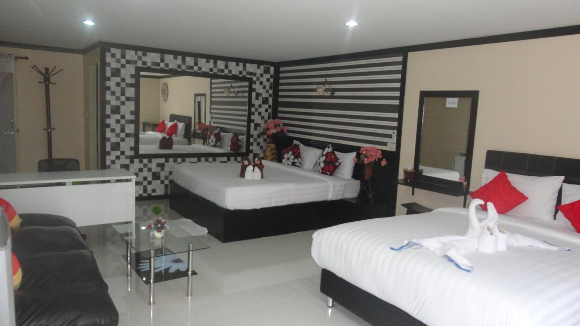 Love You Resort Chumphon Esterno foto